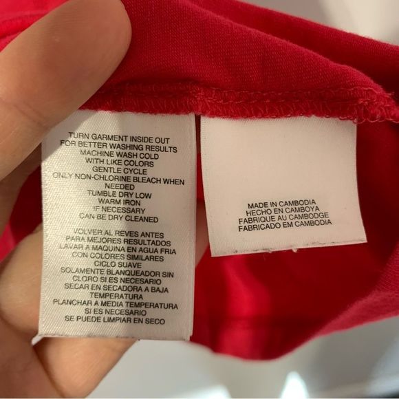 Women’s Johns New York signature v-neck short sleeve tee size L - Picture 4 of 5